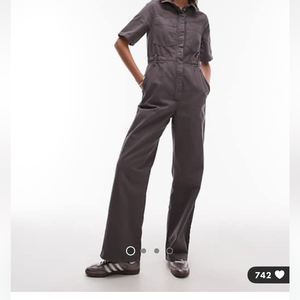 Topshop Charcoal Utility
Jumpsuit - size 8 US